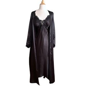 Flora by FLORA NIKROOZ Black Satin Stella Chemise Gown and Robe Set Negligee XL